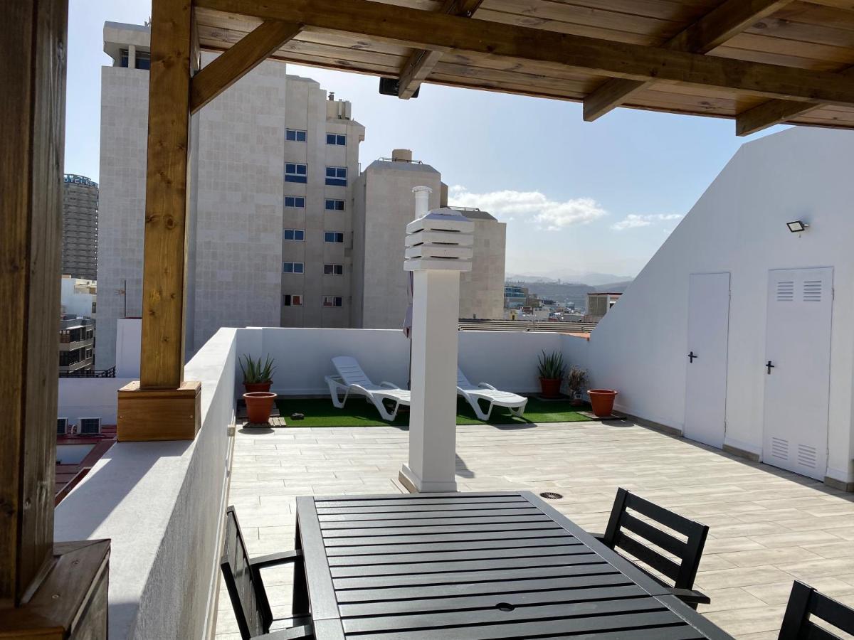 Holiday Home & Rooftop Lounge ลาสปัลมาส เด กรานคานาเรีย ภายนอก รูปภาพ