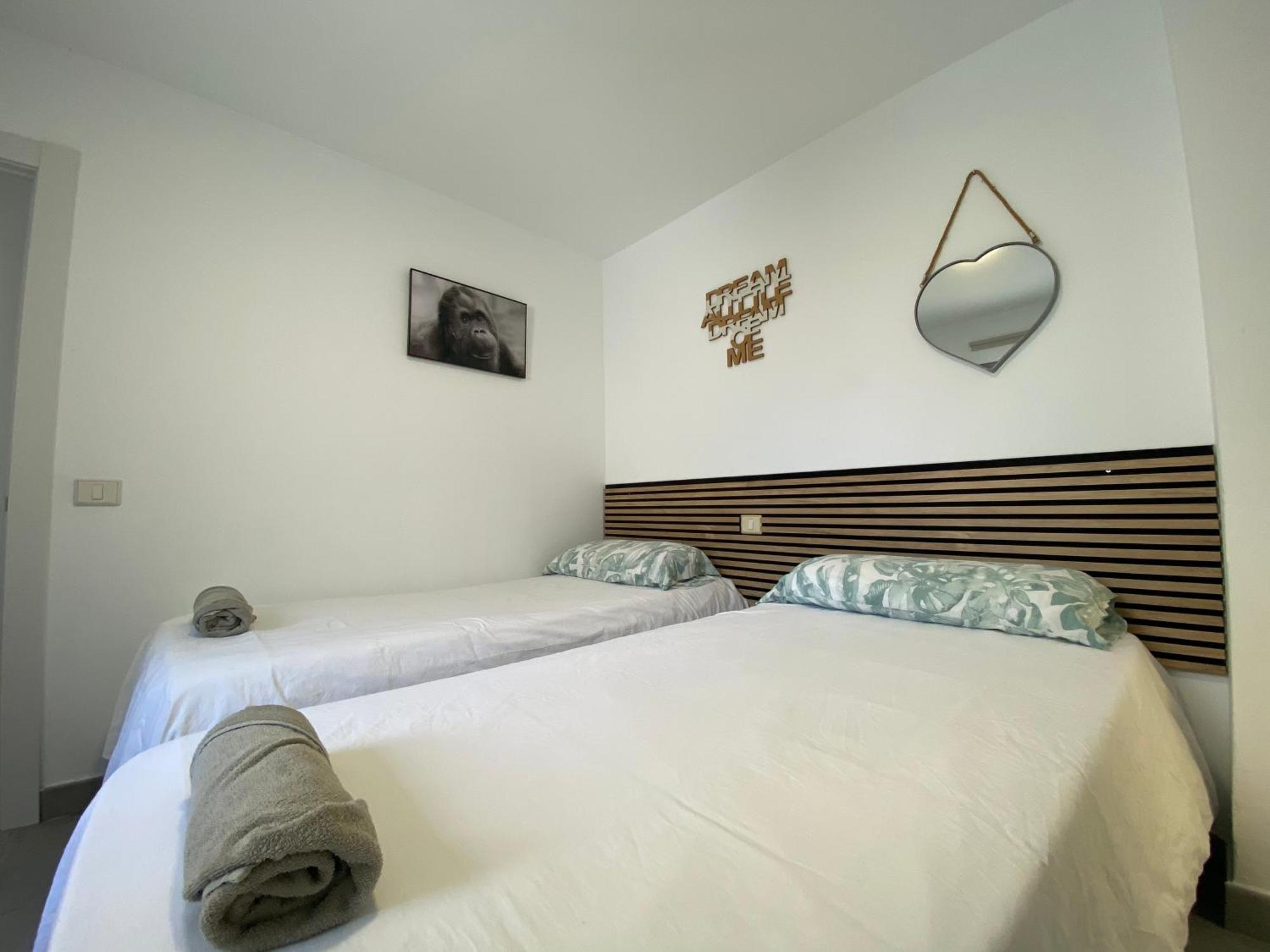 Holiday Home & Rooftop Lounge ลาสปัลมาส เด กรานคานาเรีย ภายนอก รูปภาพ