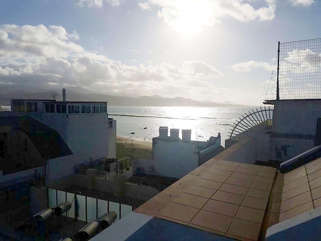 Holiday Home & Rooftop Lounge ลาสปัลมาส เด กรานคานาเรีย ภายนอก รูปภาพ